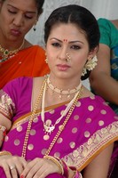 Sada Saree Photos